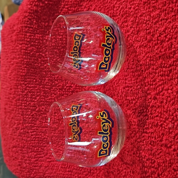 Set of 2 Dooley’s Shot Glasses in fantastic condition - Picture 1 of 7